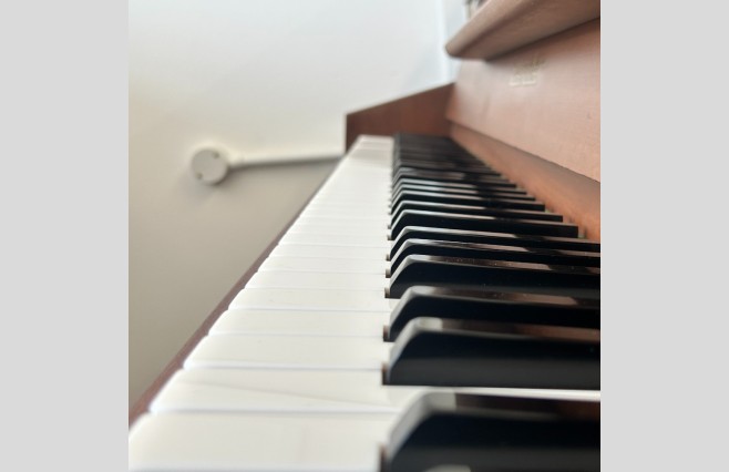 Zender Satin Dark Mahogany 108 Upright Piano, Used - All Inclusive Premium Package (SN:59013) - Image 10